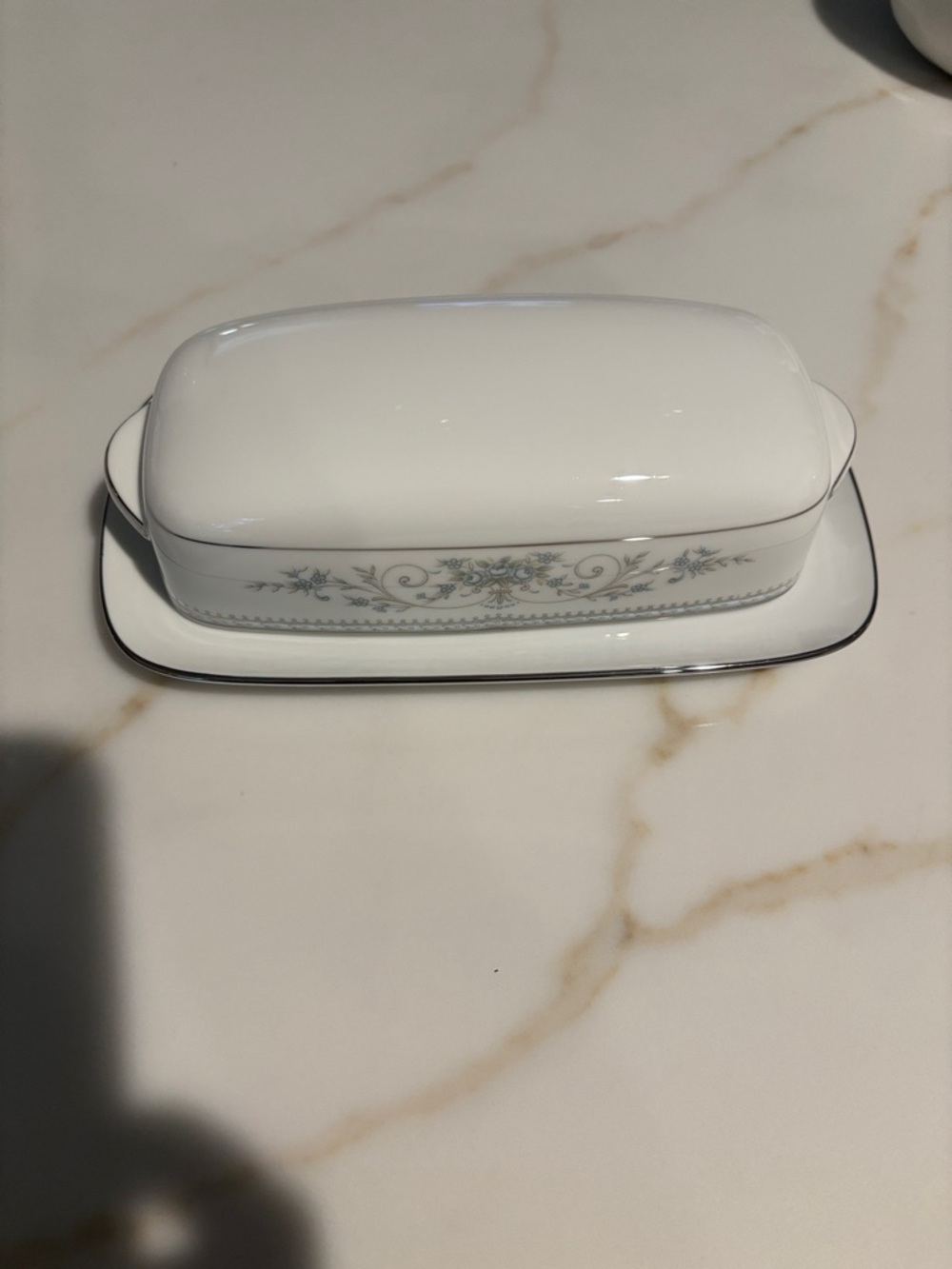 Noritake Colburn covered butter dish